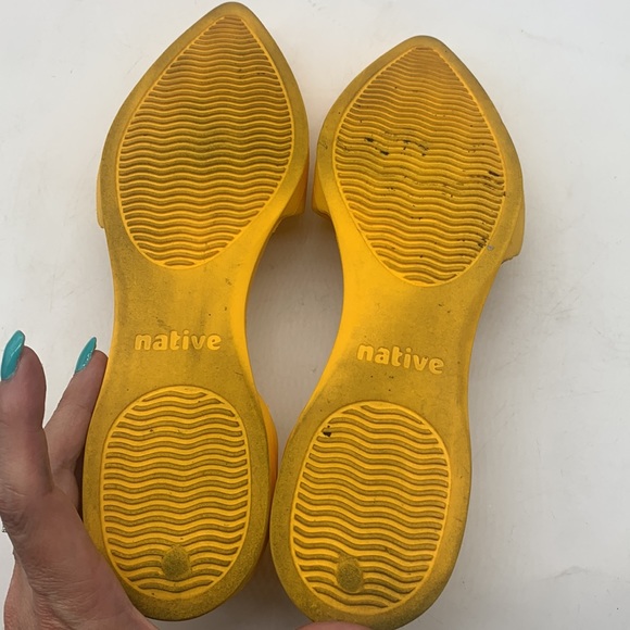 Native Yellow Pointy Flats Size 8 BFL4145C - Picture 6 of 8